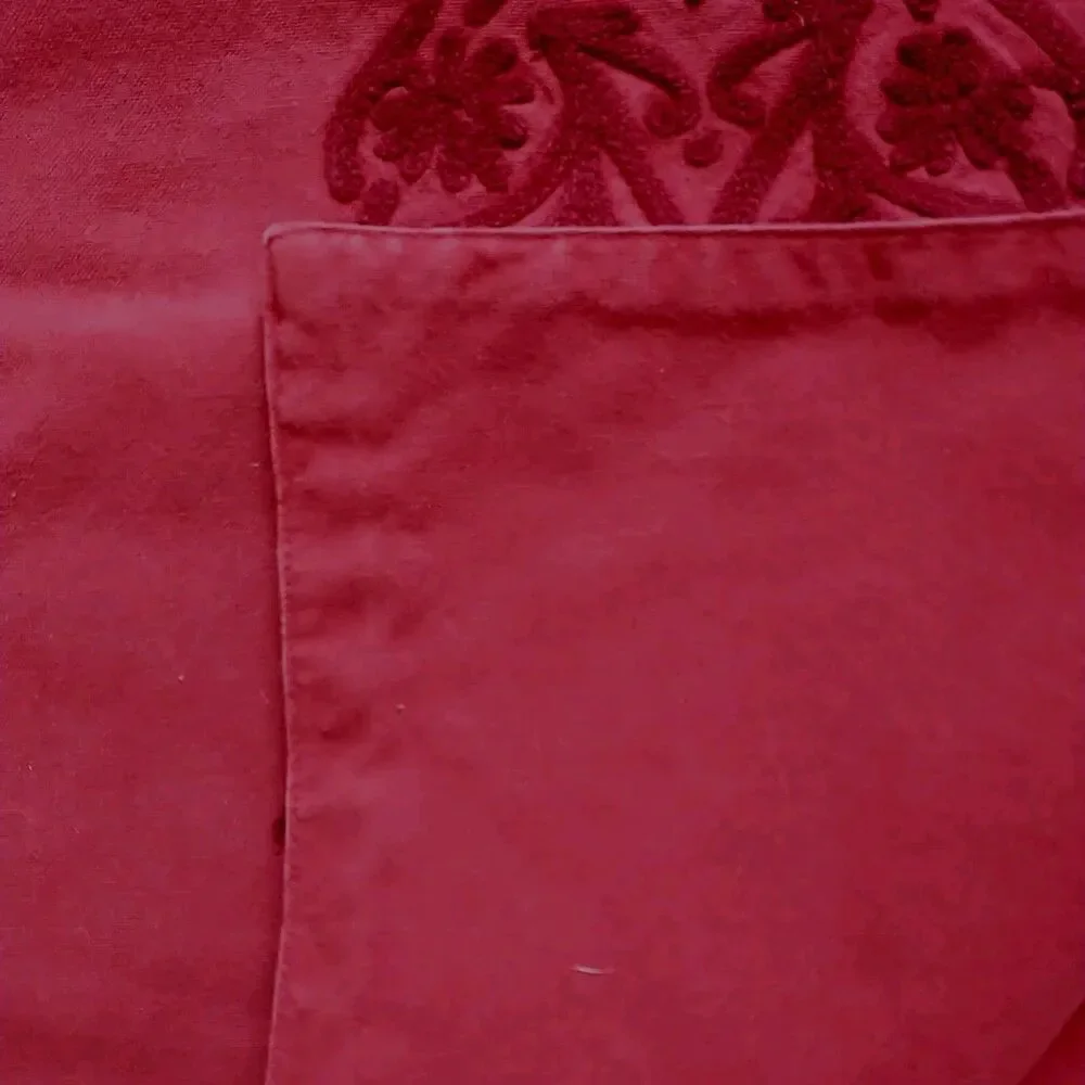 Williams Sonoma Table Runner Red Embroidered Soutache Cotton 15x82